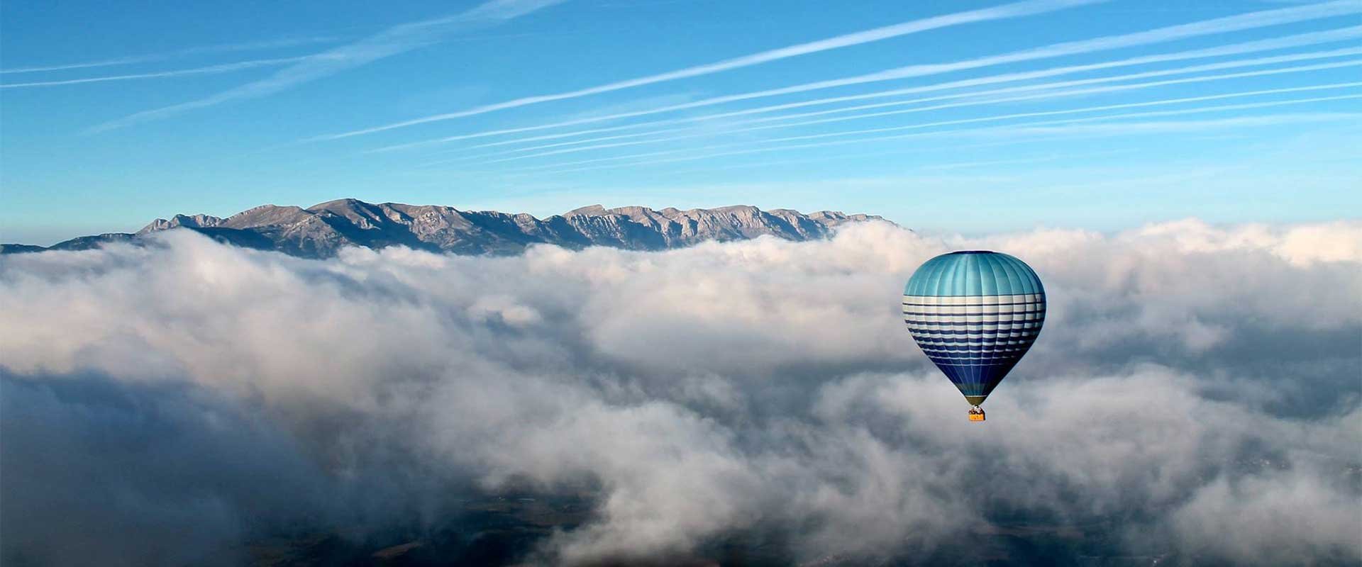 <strong>Prenez de la hauteur, découvrez les Pyrénées vues du ciel </strong> Une expérience unique en Pyrénées-Orientales !