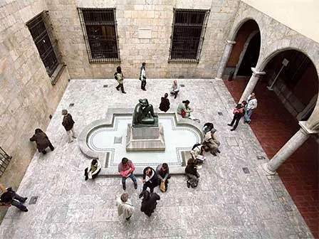 Visite guidée de Perpignan et séjour cocooning