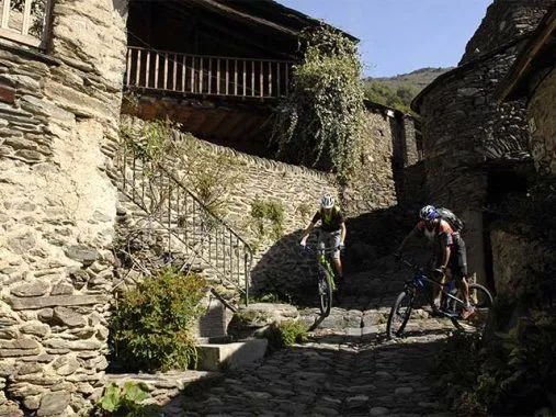 Séjour VTT audio-guidé en liberté dans les Pyrénées