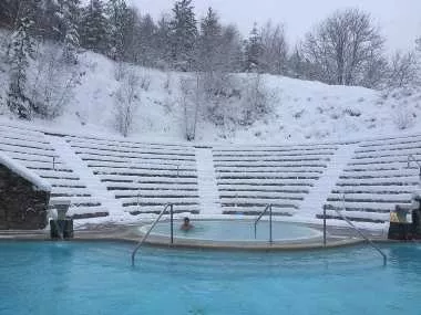 Les Bains de St Thomas, son amphithéâtre et ses eaux aux multiples bienfaits !