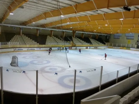 Patinoire pour stage sportif en altitude en Pyrénées Orientales